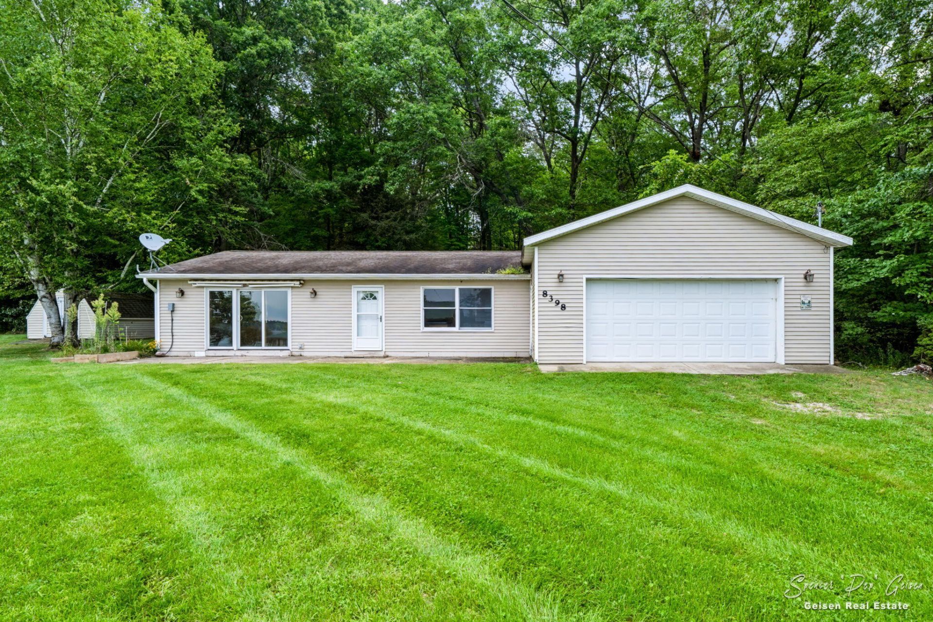 8398 Hidden Trail, Orleans, MI 48865 Main Photo