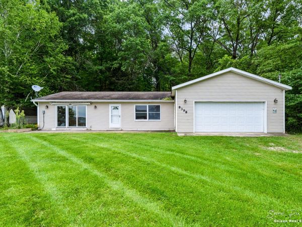 8398 Hidden Trail, Orleans, MI 48865