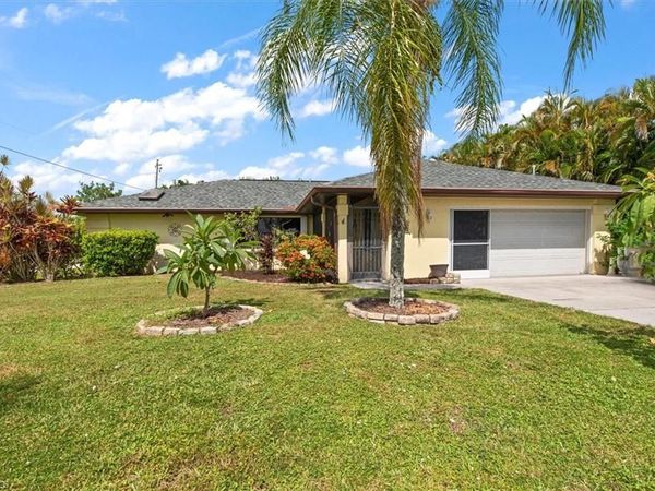 824 SW 13th AVE , CAPE CORAL, FL 33991