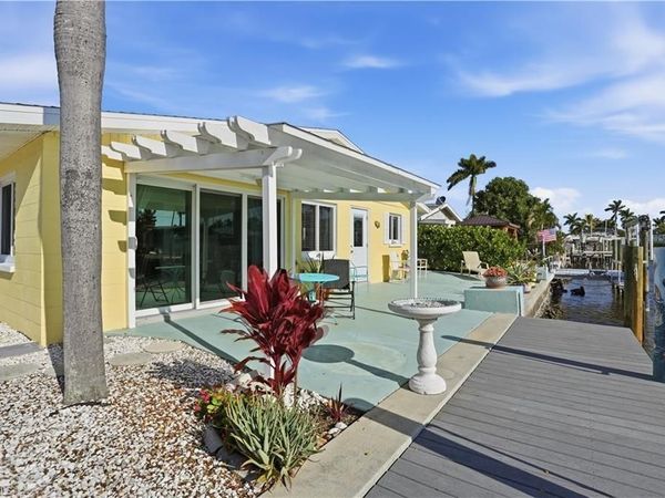 2607 Bayshore DR , MATLACHA, FL 33993
