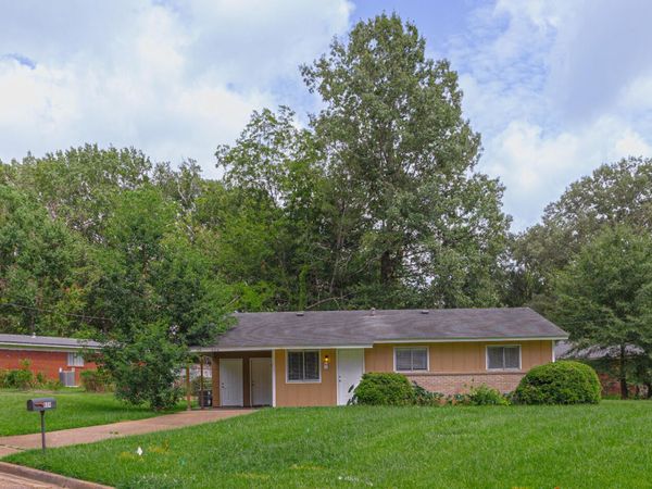 604 Queen Melissa Lane, Jackson, MS 39209