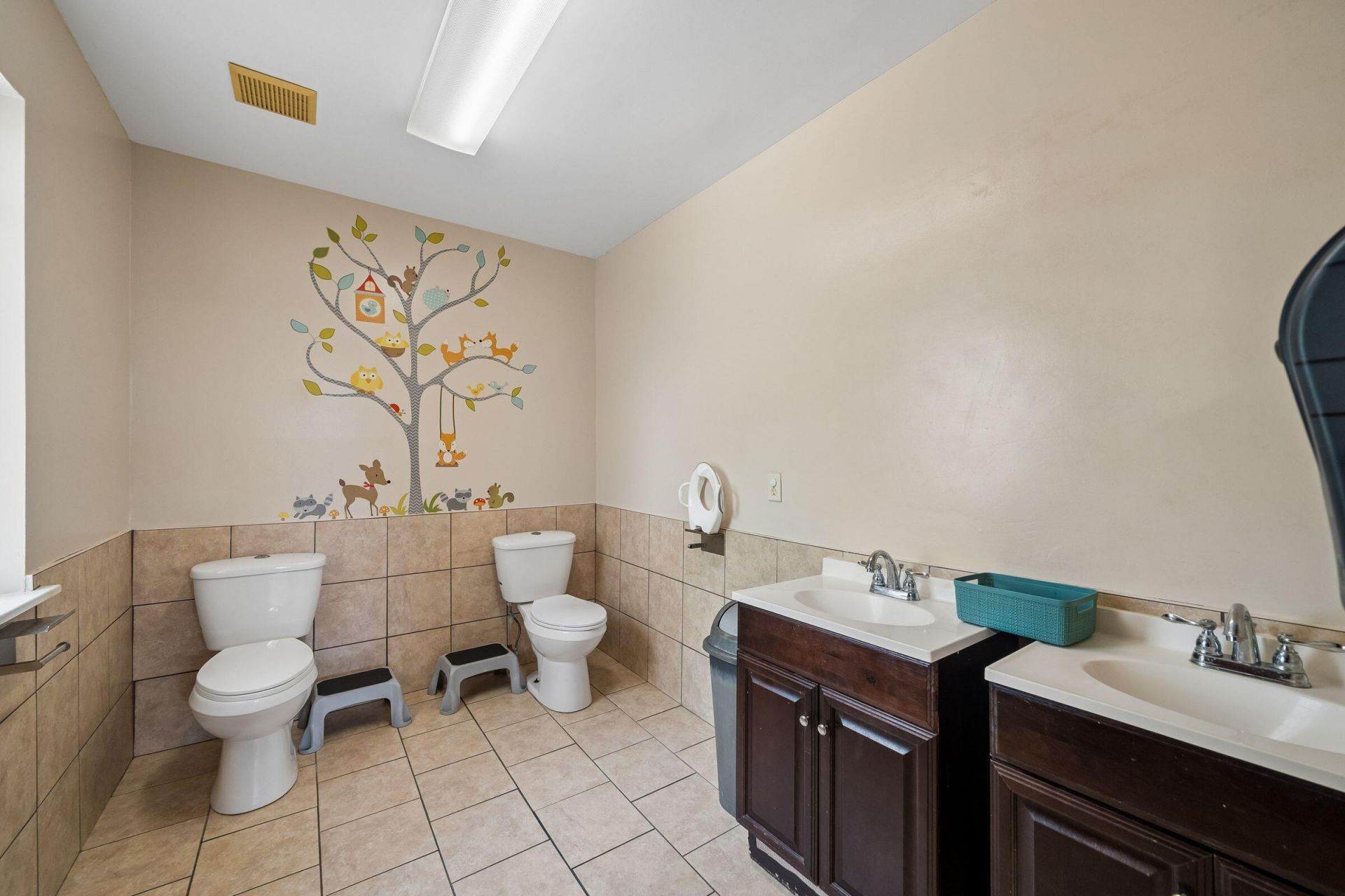 1219 Hobart Avenue  Photo 10