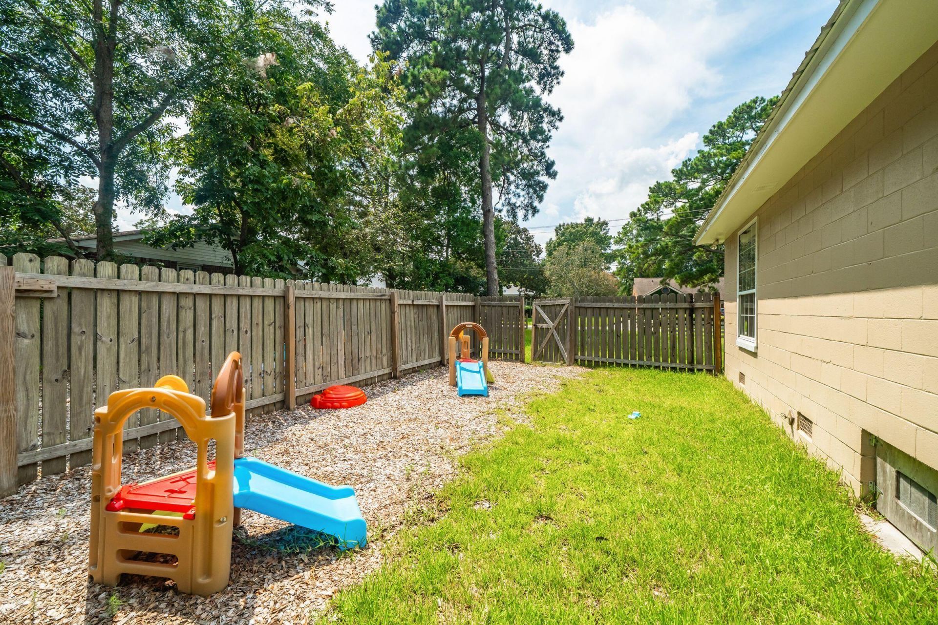 1219 Hobart Avenue  Photo 13