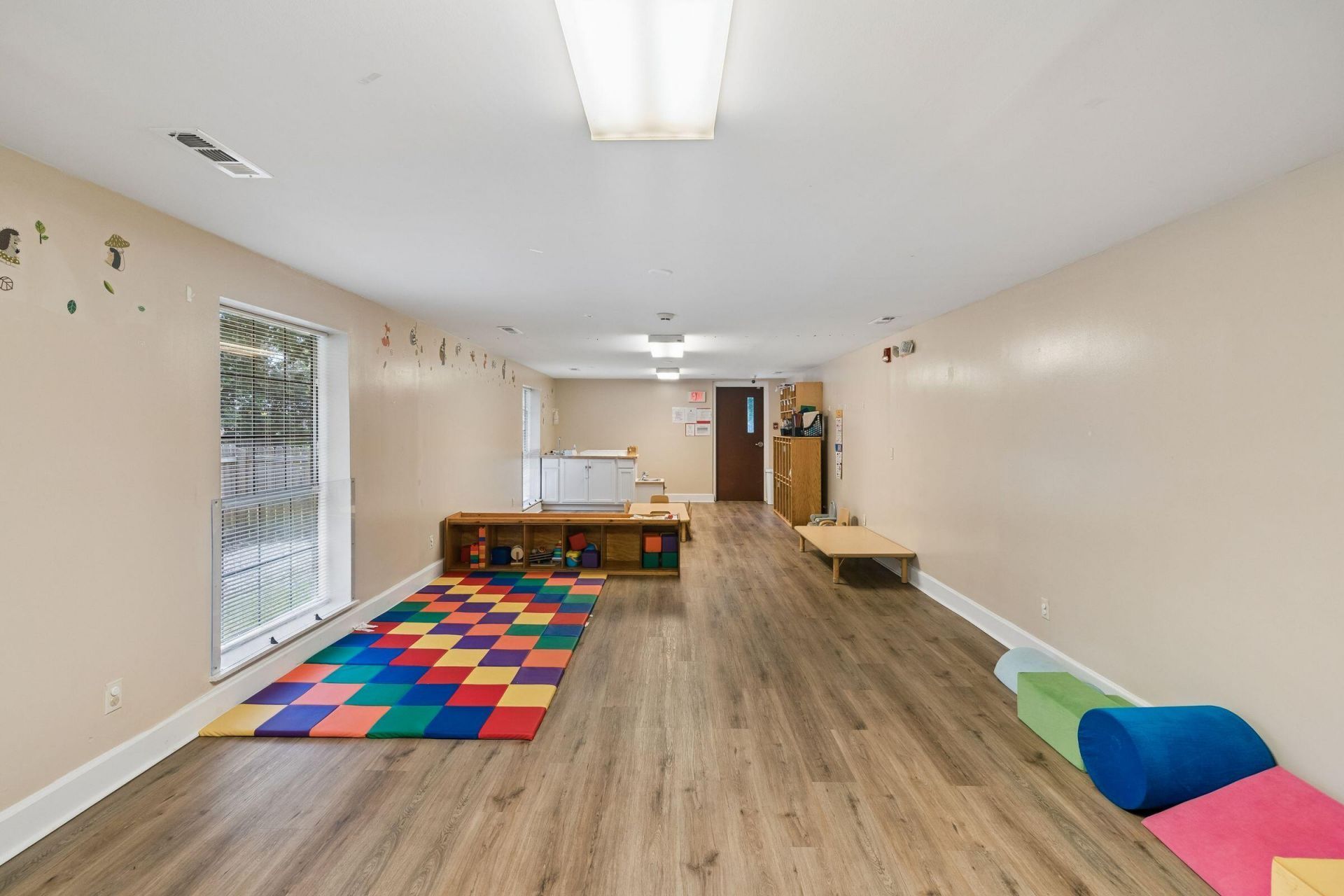 1219 Hobart Avenue  Photo 9