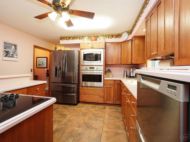 726 Waynoka Drive, Jackson Township, OH 45171 Photo 14