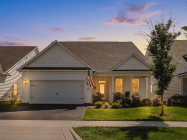 6288 Callaway Square W, New Albany, OH 43054