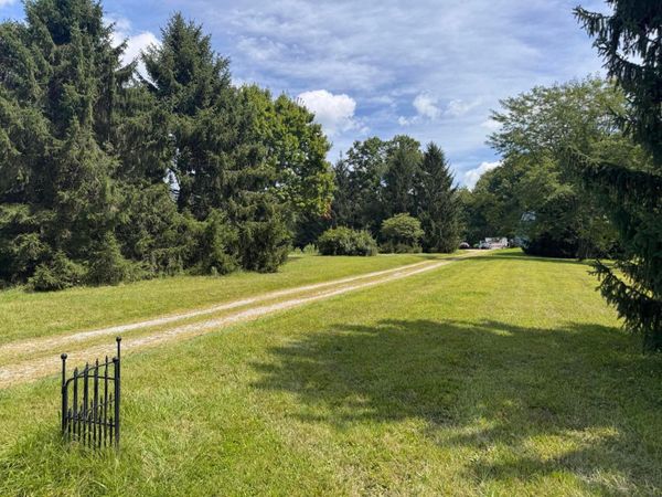 4820 N State Route 61 , Sunbury, OH 43074