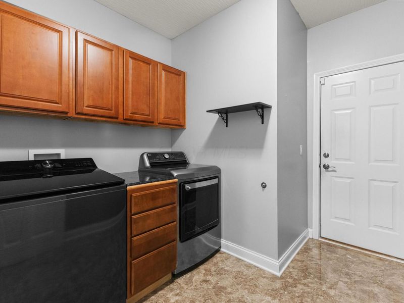 8275 Marwithe Place, New Albany, OH 43054 Photo 35