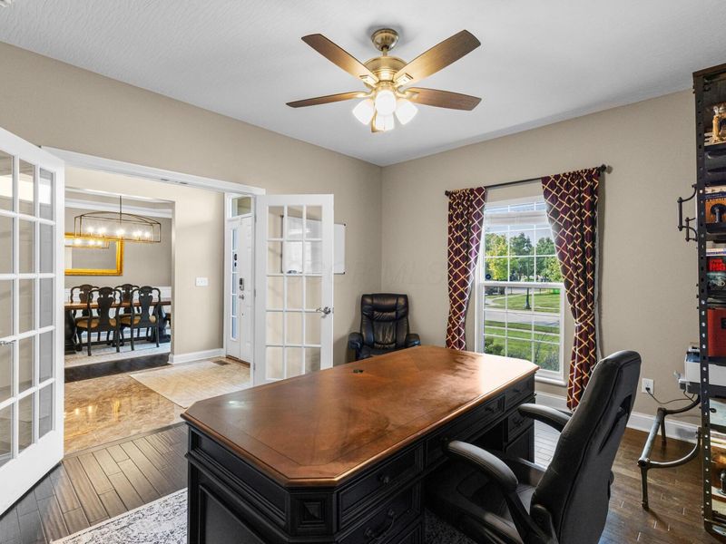 8275 Marwithe Place, New Albany, OH 43054 Photo 9