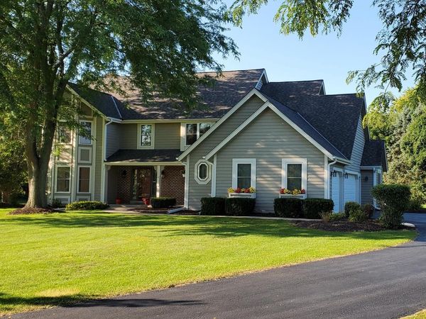 7123 W Lantern LANE, Mequon, WI 53092