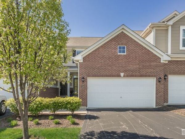 1293 Church Court , Aurora, IL 60502