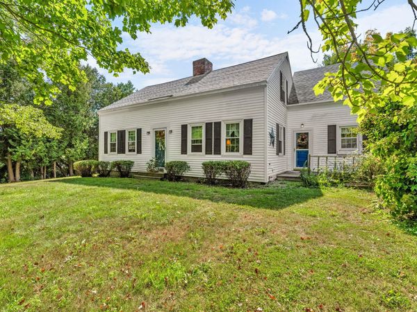 25 Wadsworth Street , Thomaston, ME 04861