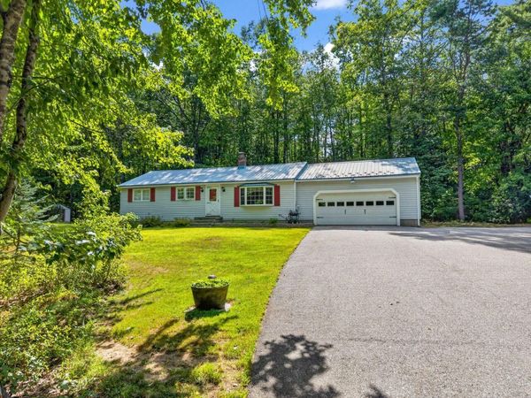 814 Cape Road, Hollis, ME 04042