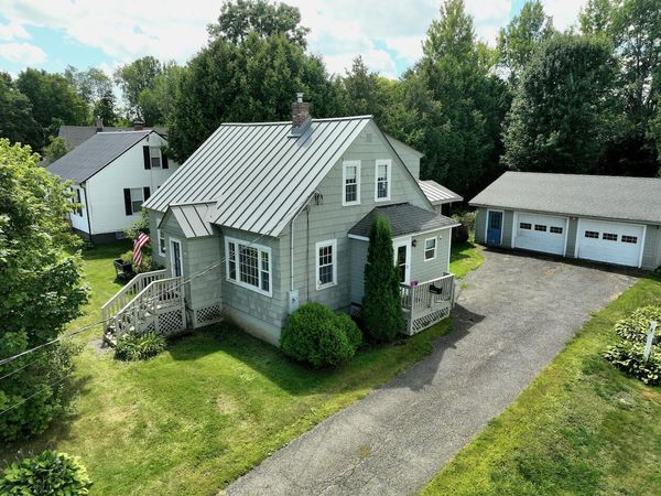 37 Chandler Street , Houlton, ME 04730
