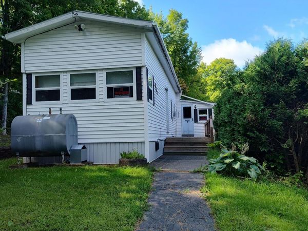 647 Dover Road , Dexter, ME 04930