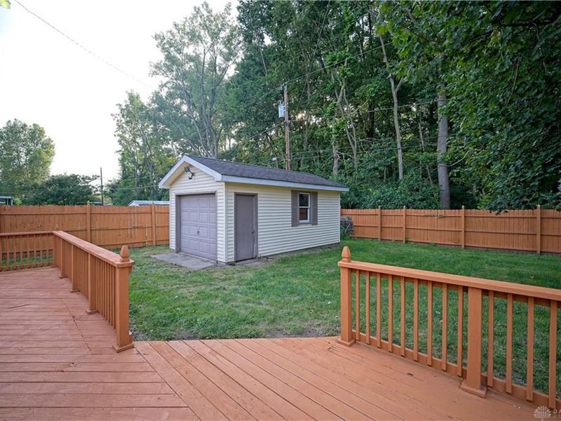 673 Fredricksburg Drive, Harrison Township, OH 45415 Photo 30
