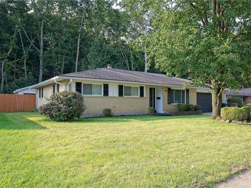 673 Fredricksburg Drive, Harrison Township, OH 45415 Photo 5