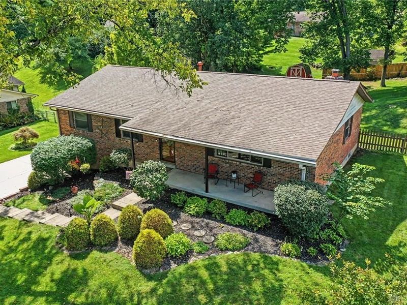 2109 Vemco Drive, Bellbrook, OH 45305 Photo 2