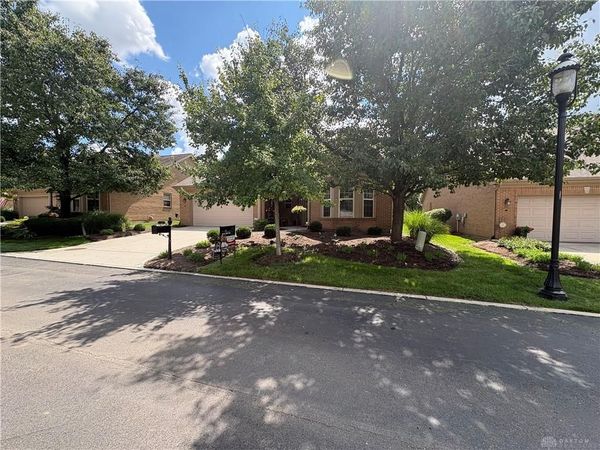 1350 Little Yankee Run, Centerville, OH 45458