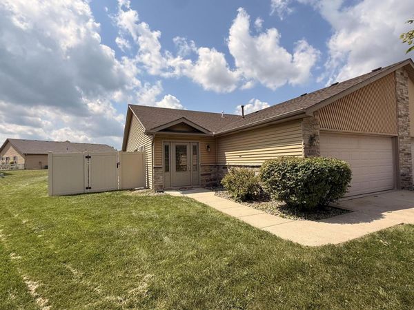 1165 W 86th Place, Merrillville, IN 46410