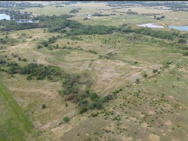 7609 N Brush Creek Road, Glencoe, OK 74032