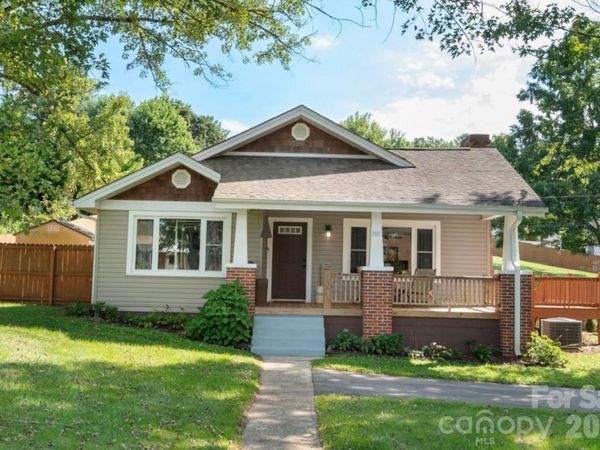 780 Jupiter Road , Weaverville, NC 28787
