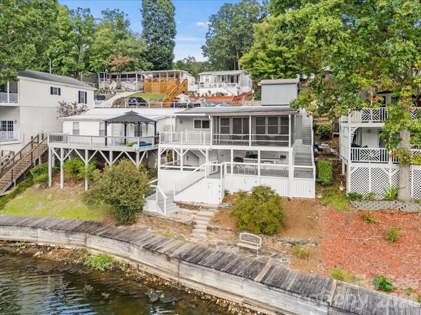 113 Clubhouse Drive Extension, New London, NC 28127