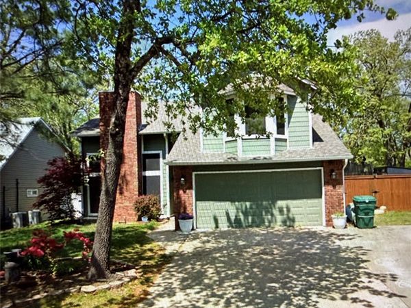 3714 S 71st West Avenue , Tulsa, OK 74107