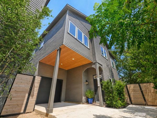826 Morrow ST, Unit 4, Austin, TX 78757