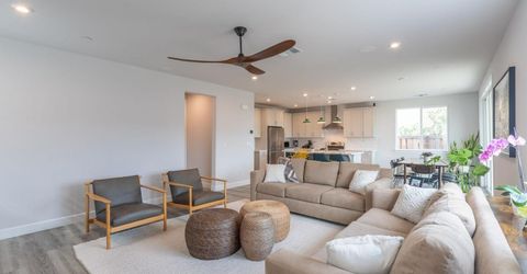 8170 Angsley Dr, Elk Grove, CA 95757 Photo