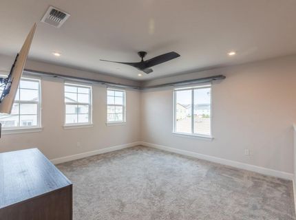 8170 Angsley Dr, Elk Grove, CA 95757 Photo