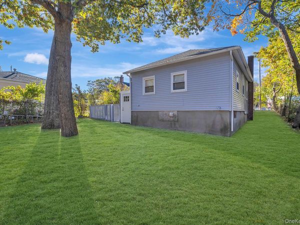 860 Flanders Road, Flanders, NY 11901
