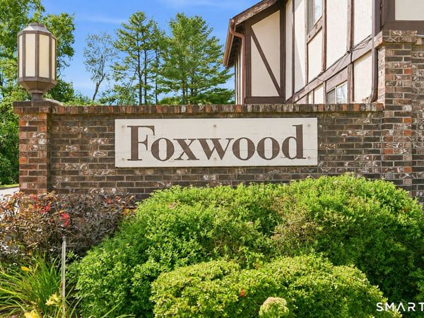 357 Foxwood, Unit 357, Milford, CT 06461