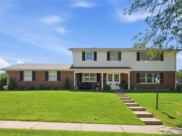 3161 Sherwood Park Drive, Springfield, OH 45505