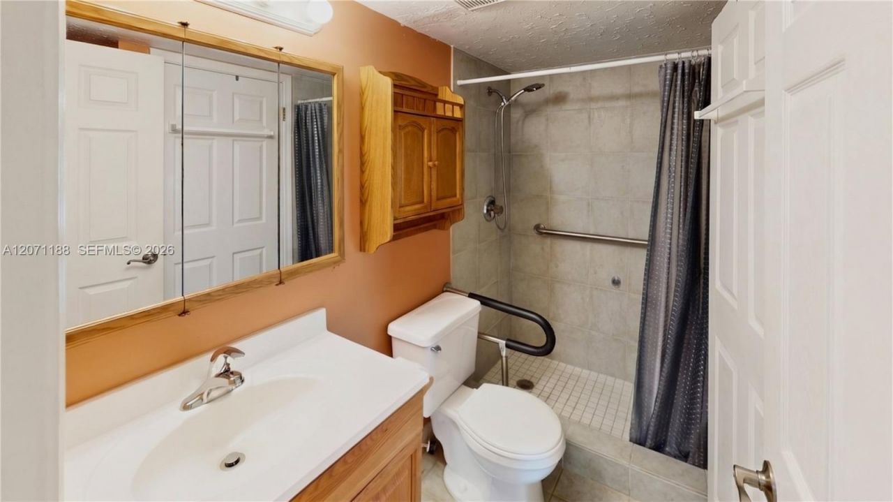 15780 SW 106th Ter , Unit 104, Miami, FL 33196 Photo