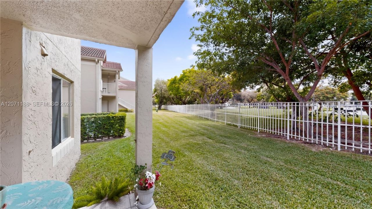 15780 SW 106th Ter , Unit 104, Miami, FL 33196 Photo