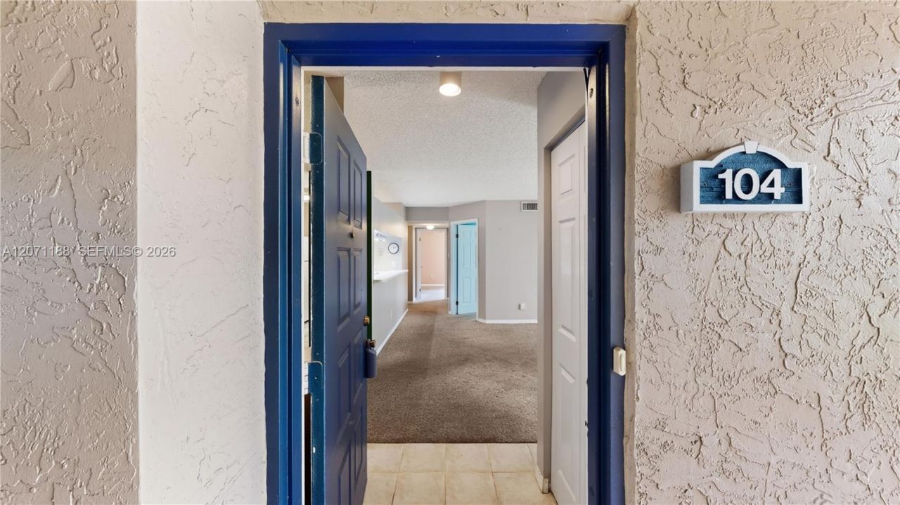 15780 SW 106th Ter , Unit 104, Miami, FL 33196 Photo