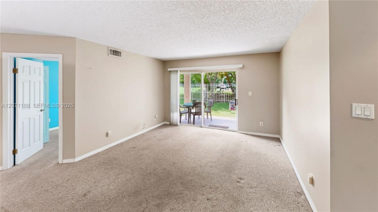 15780 SW 106th Ter , Unit 104, Miami, FL 33196 Photo