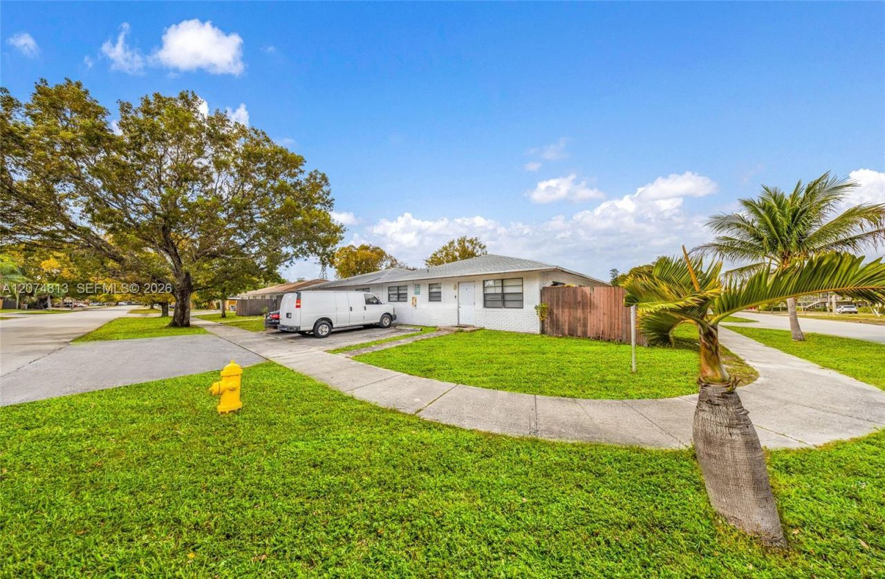 301 NW 32nd Ct , Unit 1-46, Pompano Beach, FL 33064 Photo