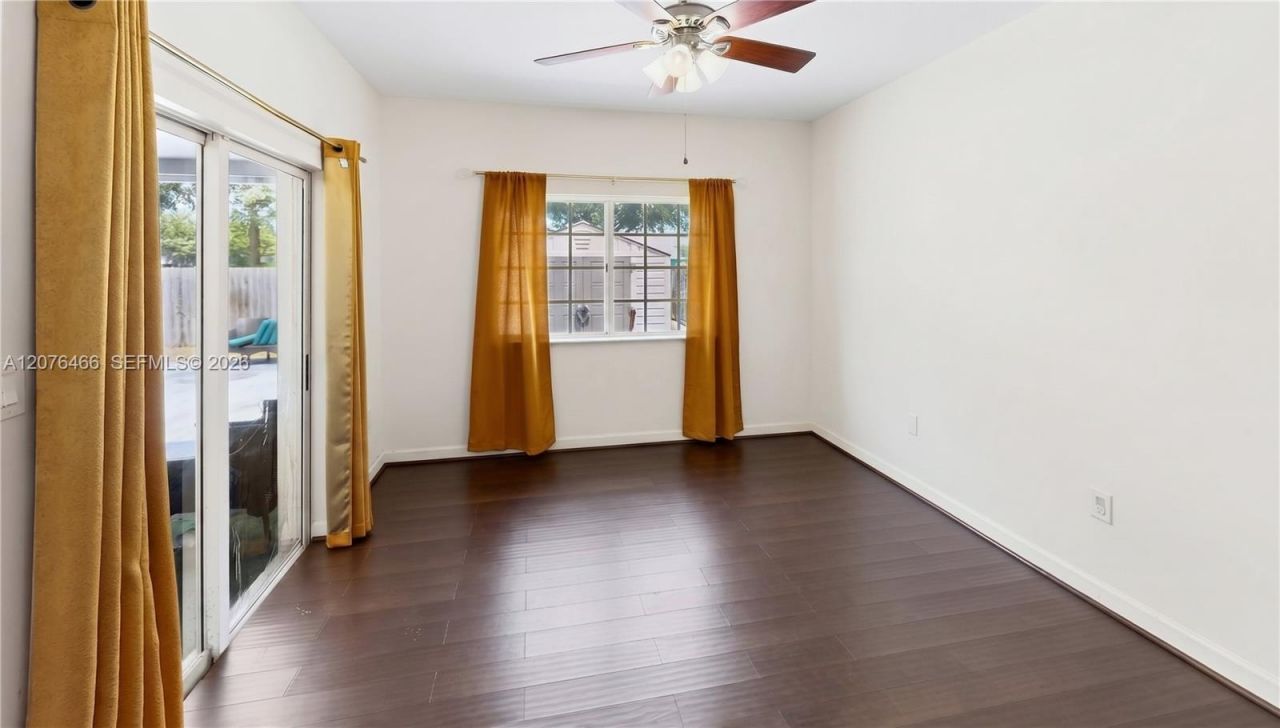 2851 NE 42nd Ave, Homestead, FL 33033 Photo