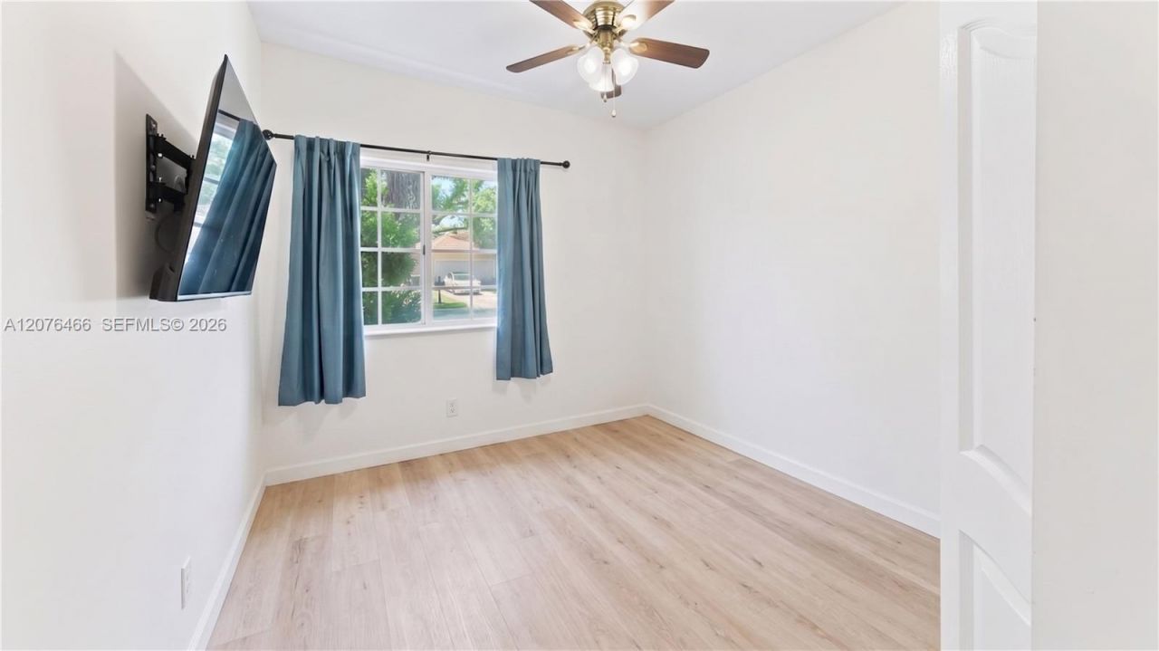 2851 NE 42nd Ave, Homestead, FL 33033 Photo