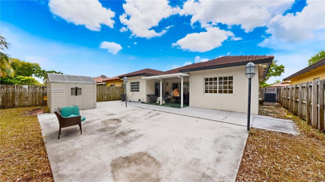 2851 NE 42nd Ave, Homestead, FL 33033 Photo