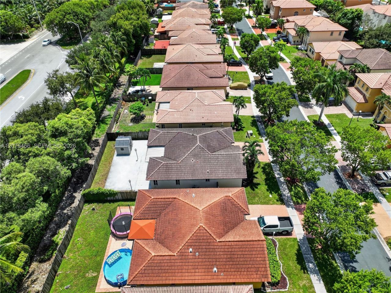 2851 NE 42nd Ave, Homestead, FL 33033 Photo