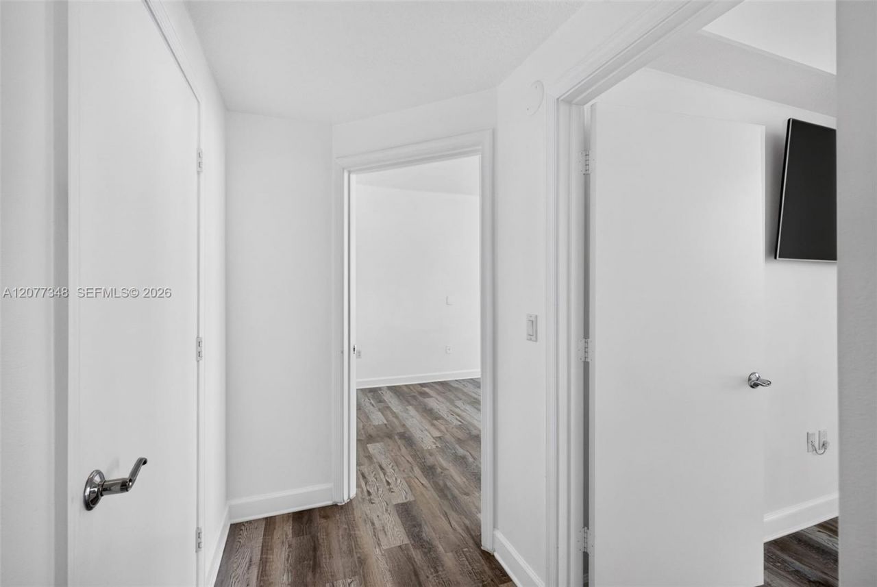 111 SE 8th Ave , Unit 705, Fort Lauderdale, FL 33301 Photo