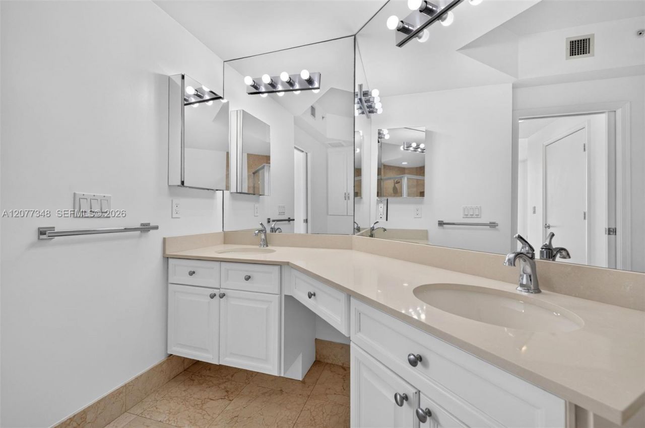 111 SE 8th Ave , Unit 705, Fort Lauderdale, FL 33301 Photo