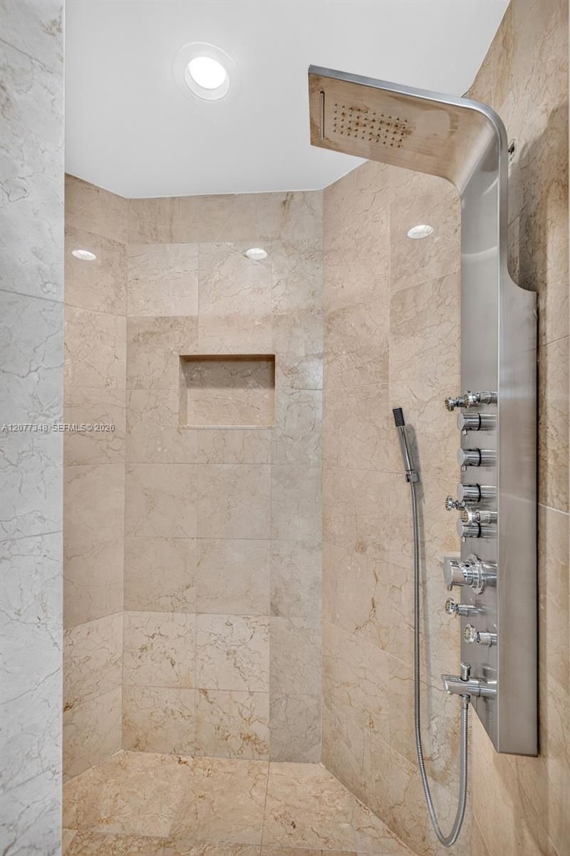 111 SE 8th Ave , Unit 705, Fort Lauderdale, FL 33301 Photo