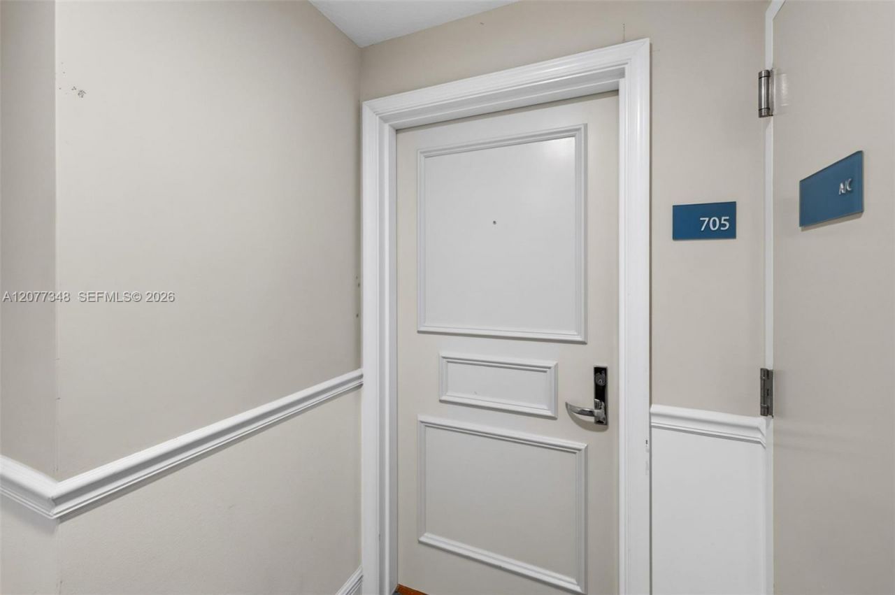 111 SE 8th Ave , Unit 705, Fort Lauderdale, FL 33301 Photo