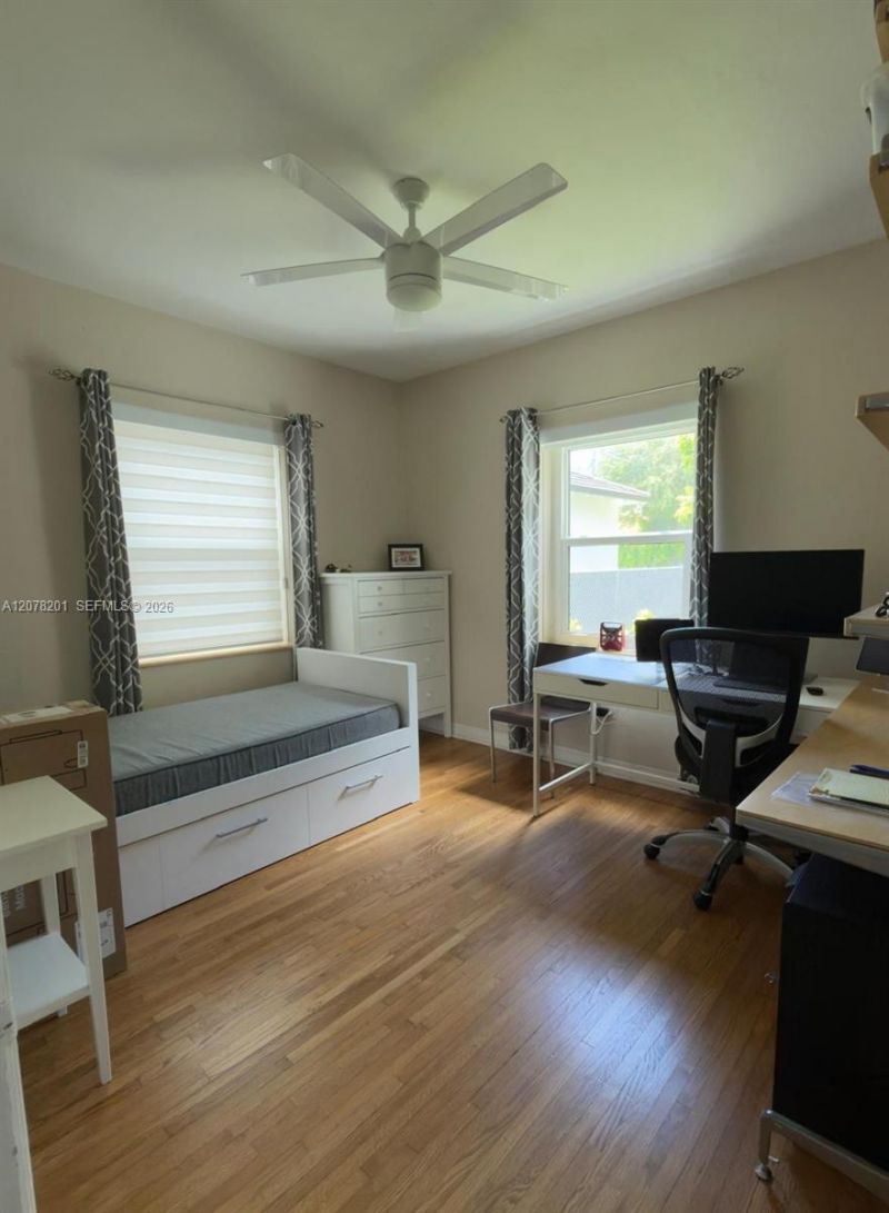 3860 SW 1st St, Miami, FL 33134 Photo