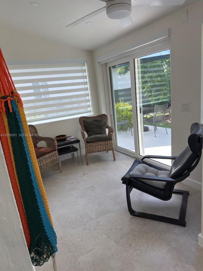 3860 SW 1st St, Miami, FL 33134 Photo