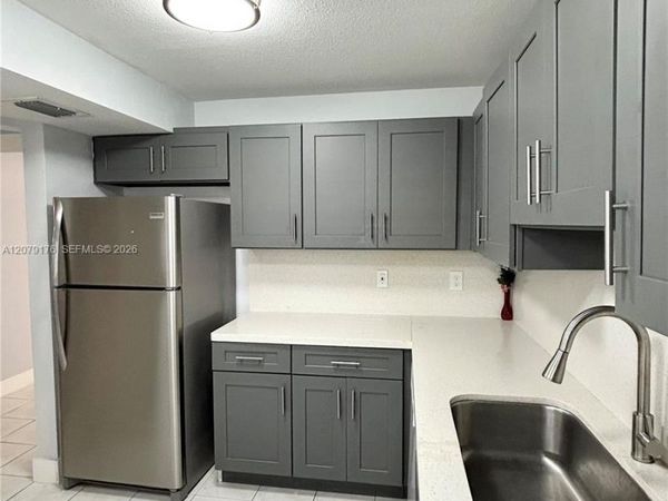 3253 Foxcroft Rd , Unit G110, Miramar, FL 33025
